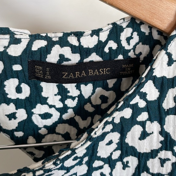 Zara peplum top, Sz S - Picture 6 of 6